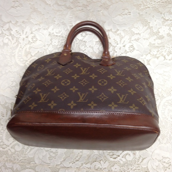 Louis Vuitton Alma Handbag w/ Dk Brown Leather Tri - Picture 5 of 15